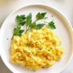 comment faire des oeufs brouilles parfaits 2026 07 18 032733 683x1024 1